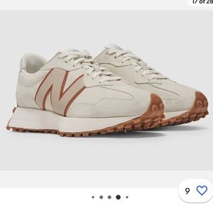 New balance x Bandier 327 Sneakers in Sea Salt